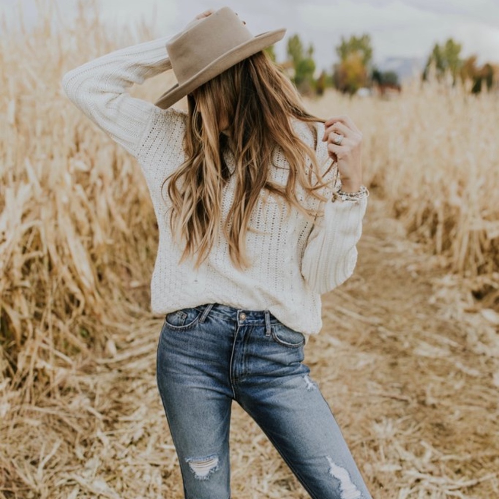 Loose Cable Knit Sweater | Roolee | 3x - Picture 5 of 5